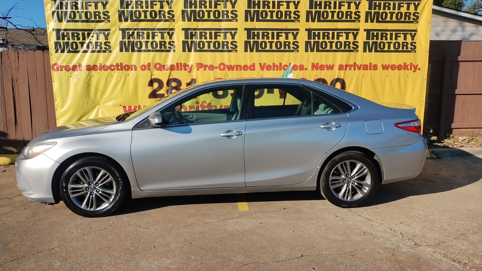 photo of 2015 Toyota Camry SE